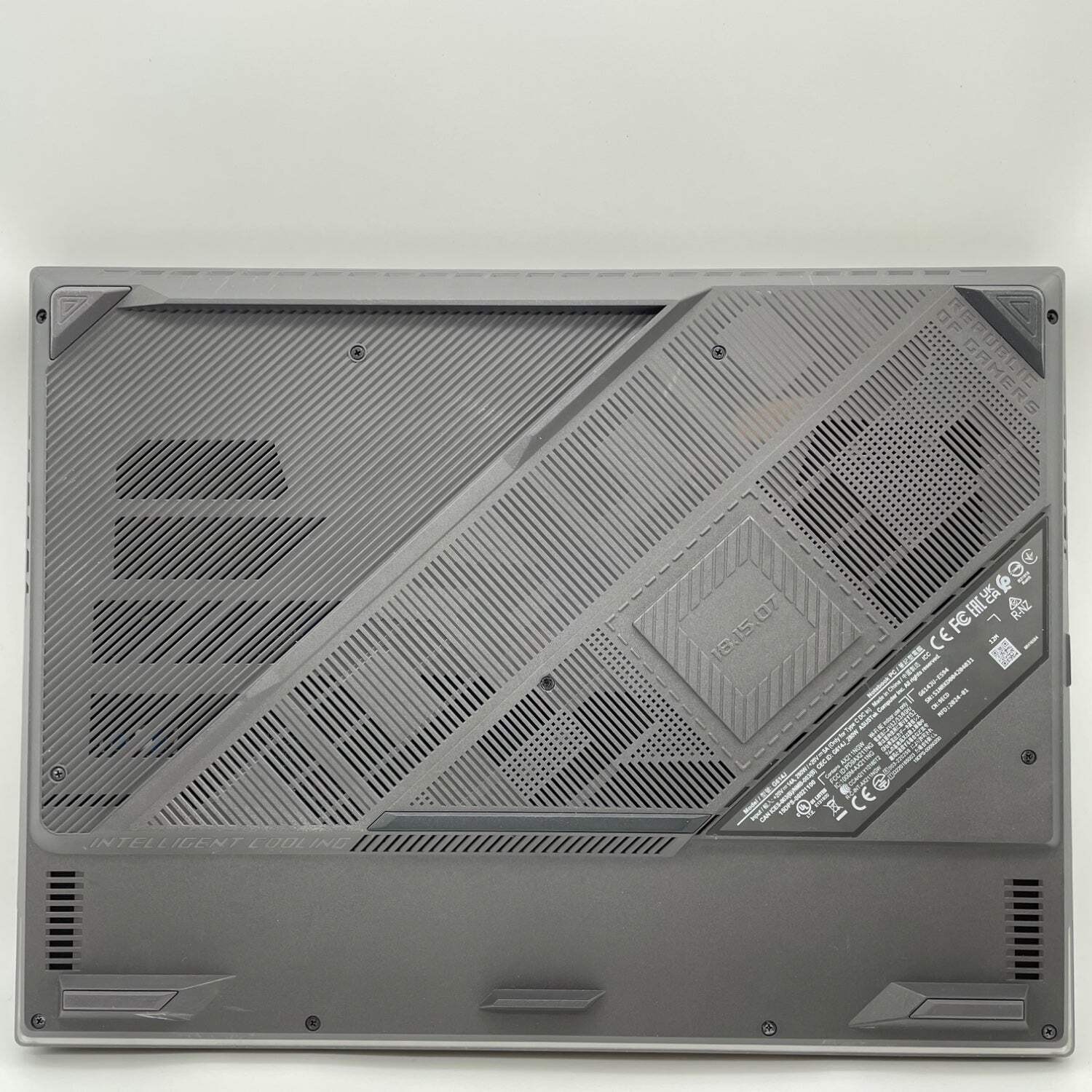 Asus ROG Strix G16 G14J 16″ i9-13980HX 2.2GHz 16GB RAM 1TB SSD GeForce RTX 4050