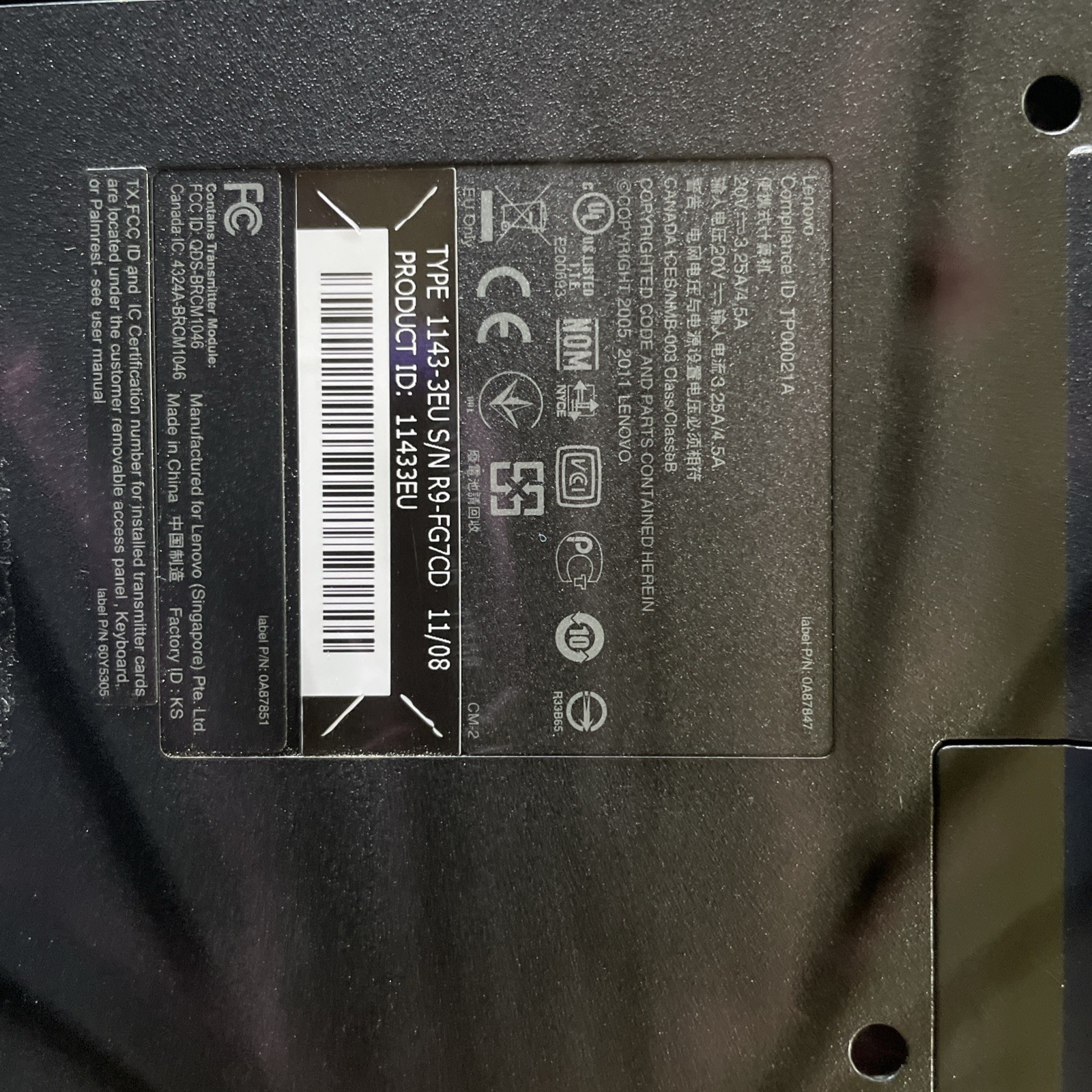 Lenovo ThinkPad Edge E520 Intel i3-2310M 2.1GHz NO HDD No Power Cord
