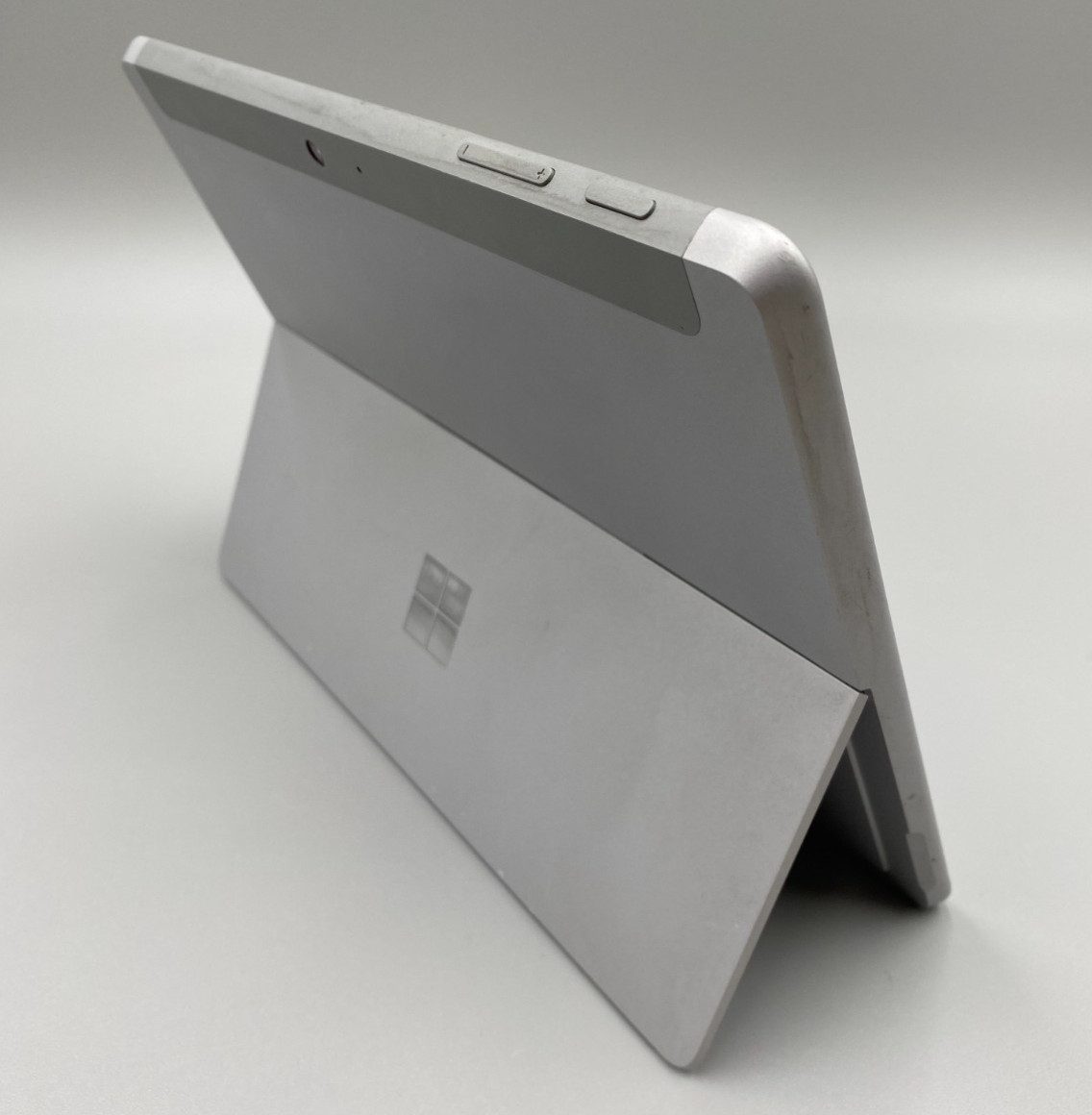 Microsoft Surface Go2 1901 Tablet Pentium 4425Y 1.7GHz 8GB DDR3 128GB SSD SLV B-