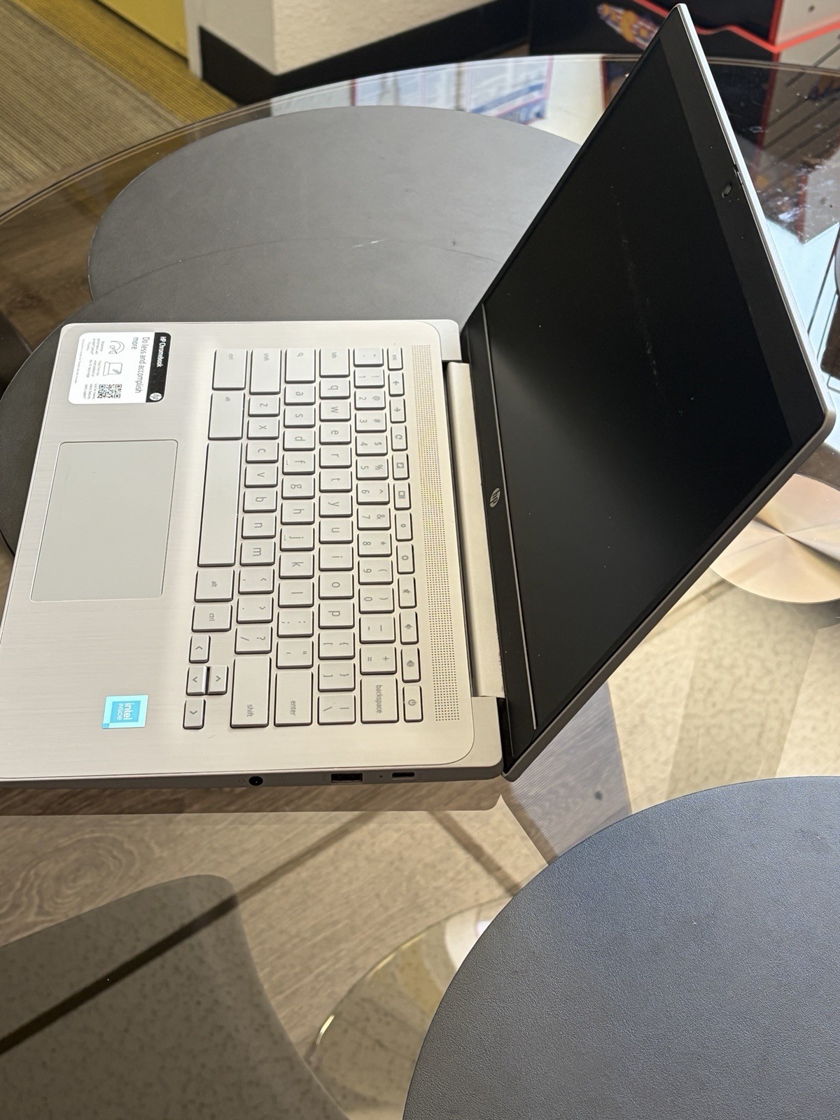 HP Chromebook 14A-NE1013DX 14-inch, 4GB RAM, 64GB eMMC Storage