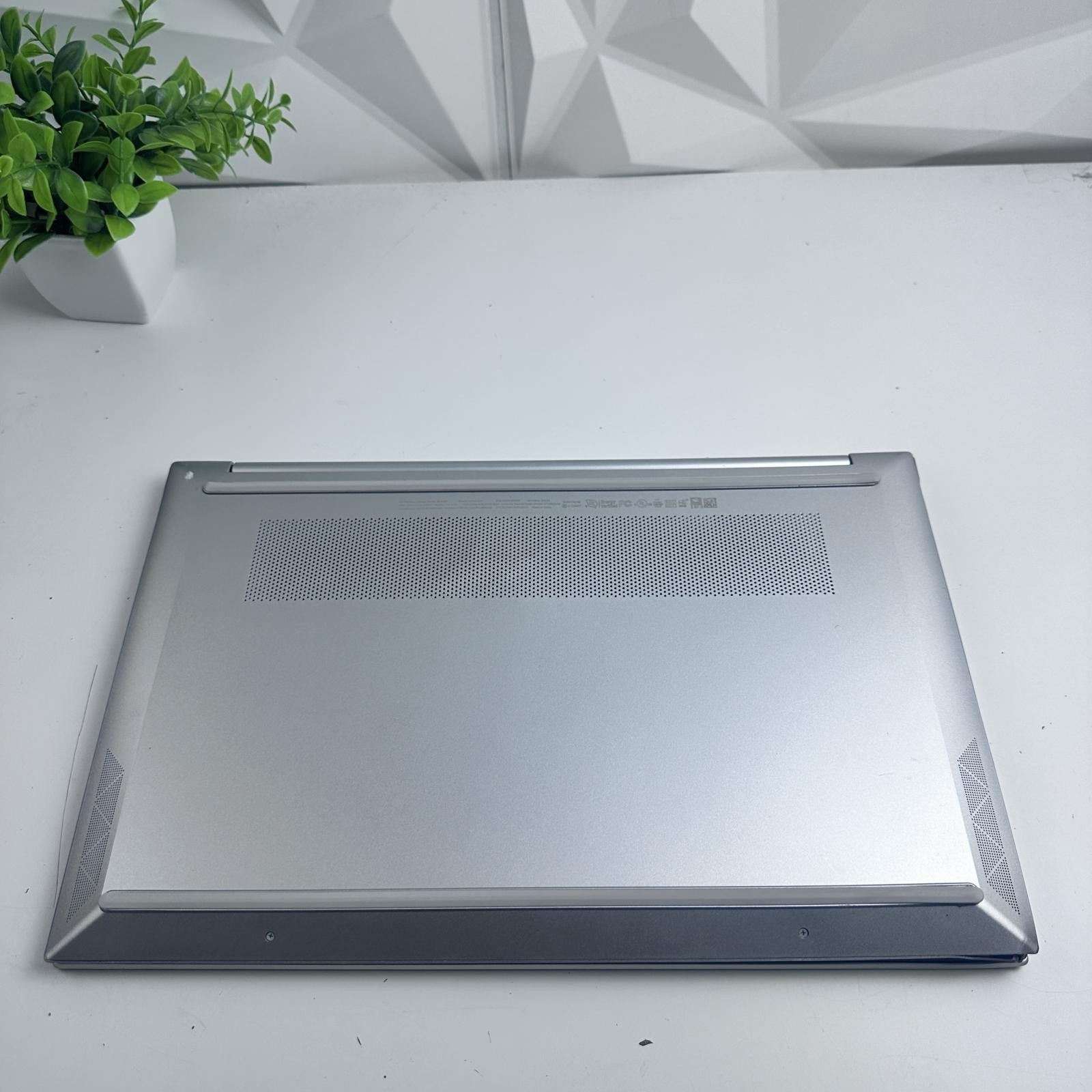 HP Pavilion 15z-eh100 Laptop, 15.6″ FHD, Ryzen 5 5500U, 16GB, 1TB SSD *Pls READ*