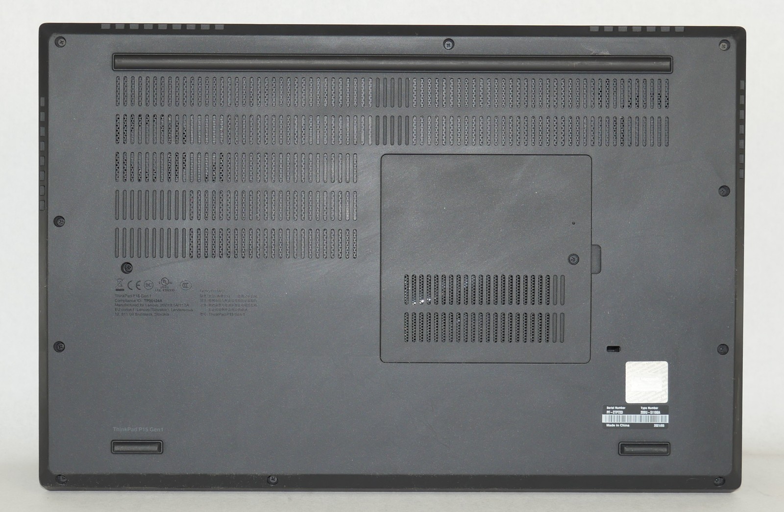 Lenovo ThinkPad P15 Gen 1 i7-10750H 2.60GHz 32GB 512GB Quadro T2000 WIN11P NO AC