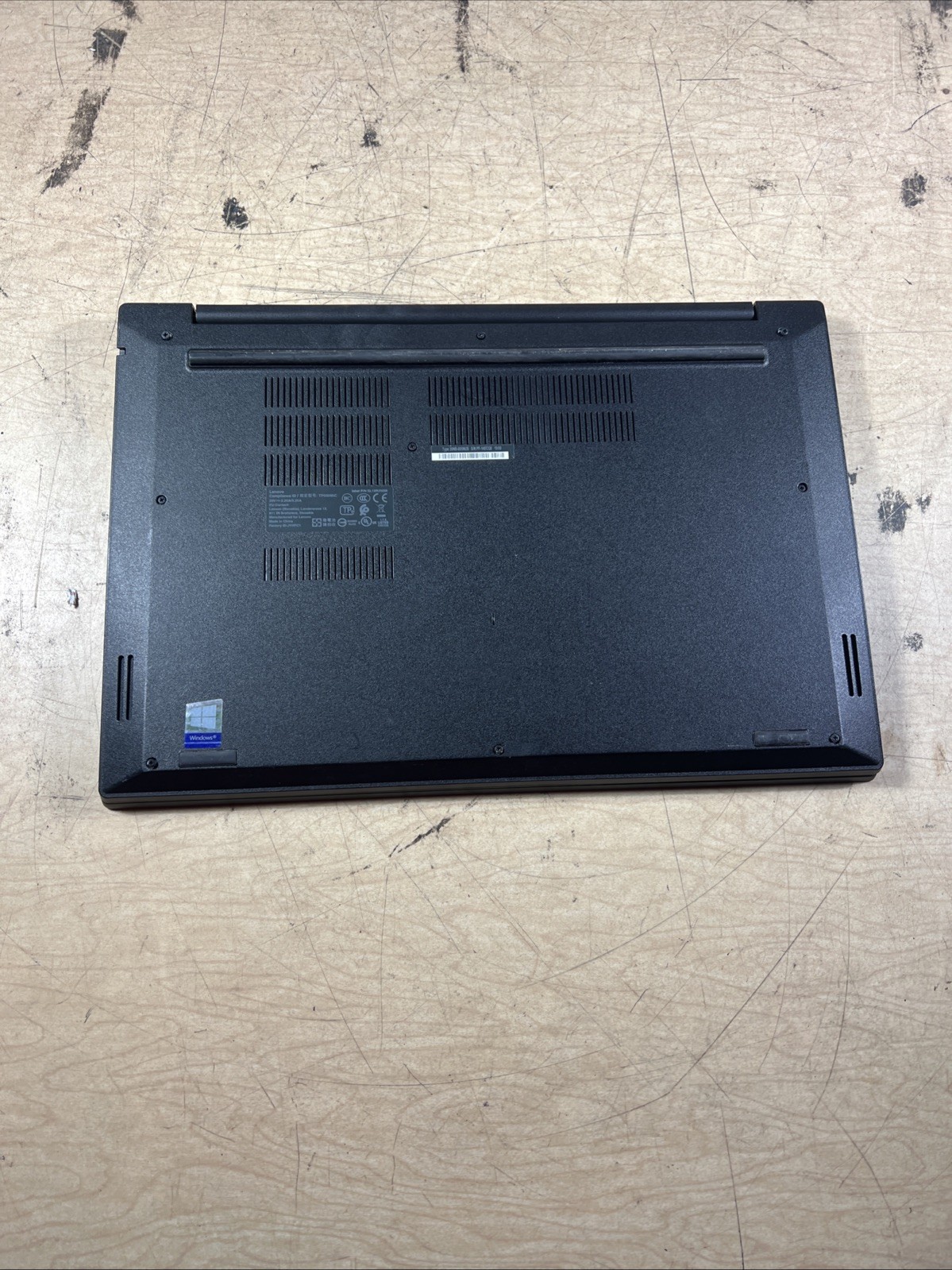 THINKPAD LENOVO E590 INTEL CORE I3-8145U 2.10GHZ 8GB RAM **NO HD/ NO CADDIE