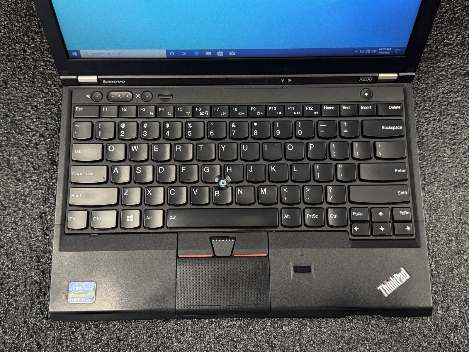 Lenovo Thinkpad X230 i5 4GB RAM 500HD/ Windows 10/W/CHARGER/ BAD BATTERY!!