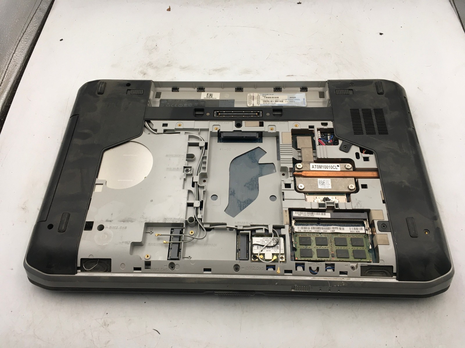 DELL LATITUDE E5530 – BOOTS TO BIOS – INTEL I5 3210M – 4GB RAM – READ DESC – BB