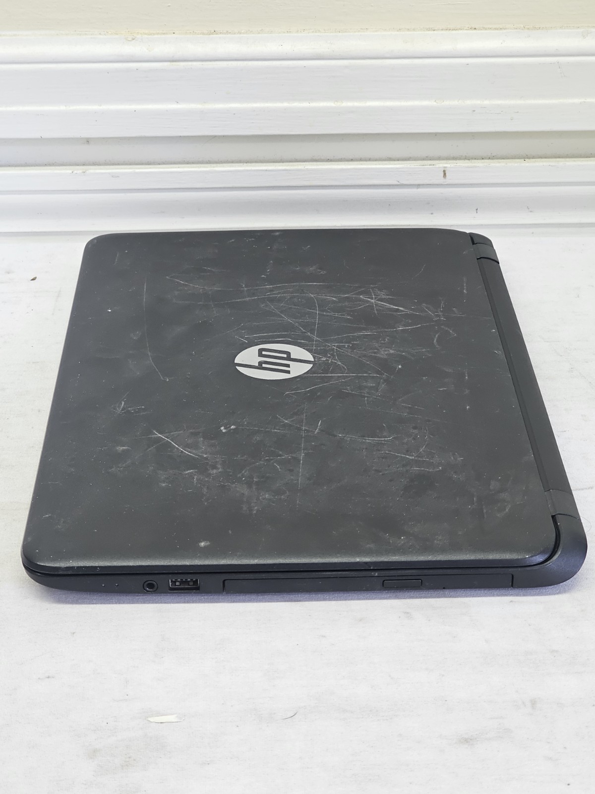 HP 15-f209wm Laptop – Intel Celeron N2840 – 4GB RAM – 500GB – BAD BATT – Win 10