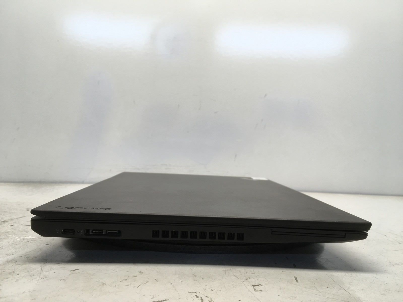 Lenovo ThinkPad T580 Intel i5 8th gen No RAM NO HDD No Batt