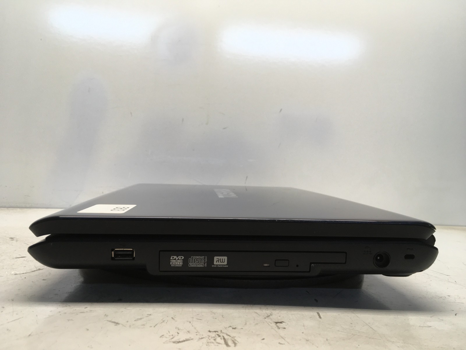 Toshiba Satellite L355D-S7815 AMD Athlon X2 1.9GHz 3 GB NO HDD NO BAT READ