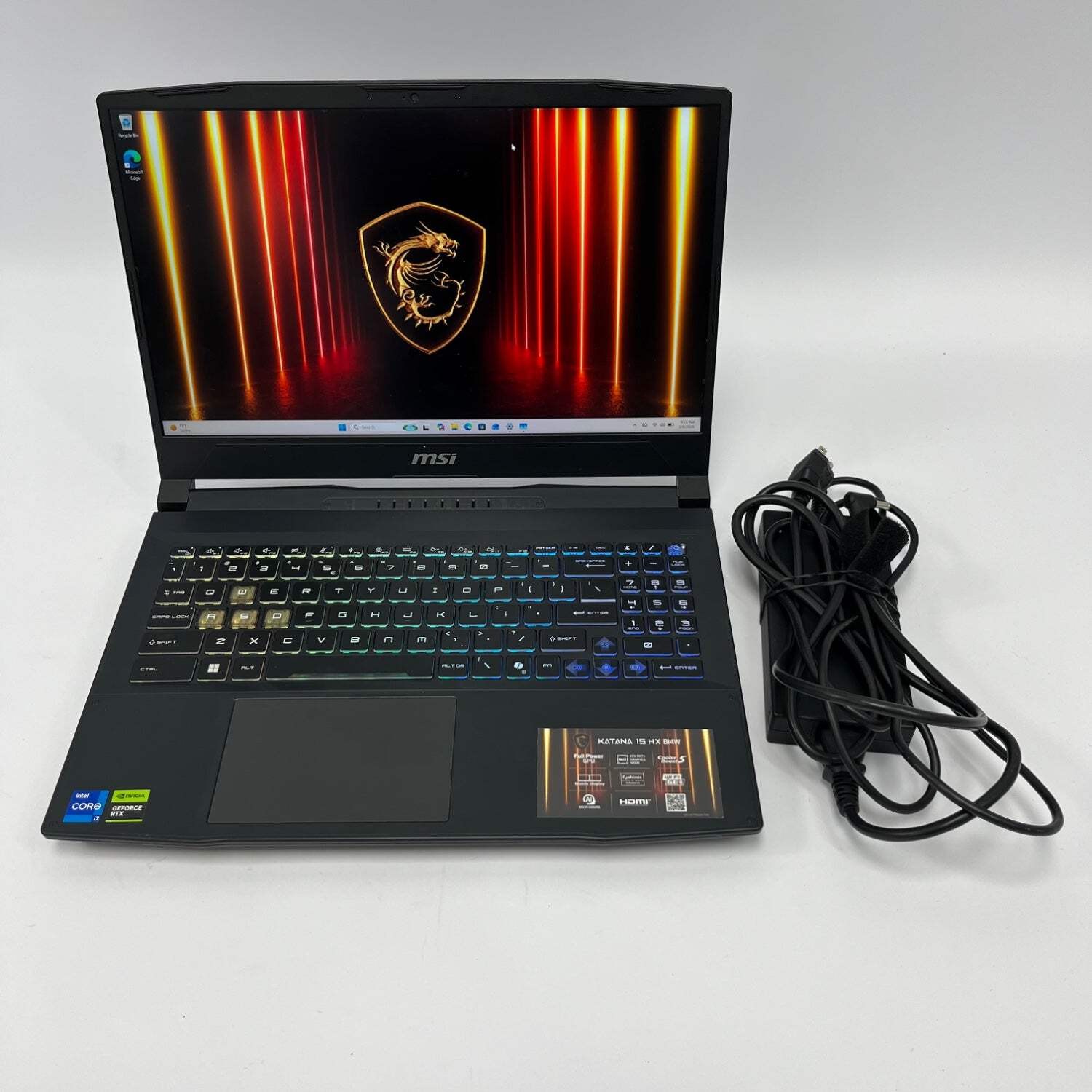 MSI Katana 15 HX 15.6″ i7-14650HX 2.2GHz 64GB RAM 4TB SSD GeForce RTX 5070