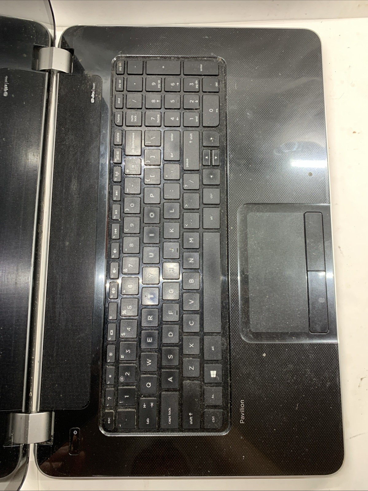 HP Pavilion 17″ Touch Notebook PC AMD A8-5550M 8GB 1TB HDD DTS Win 8.1 Bad Batt