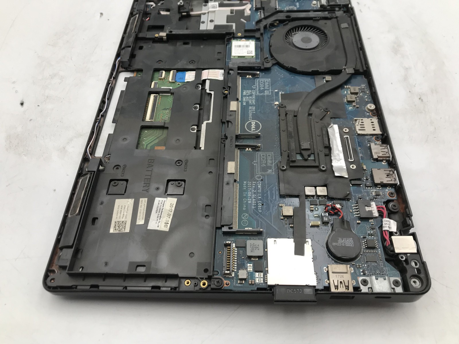 DELL LATITUDE 5480 – FOR PARTS/CORE ONLY – INTEL I5 7TH GEN – NO RAM – READ – BB