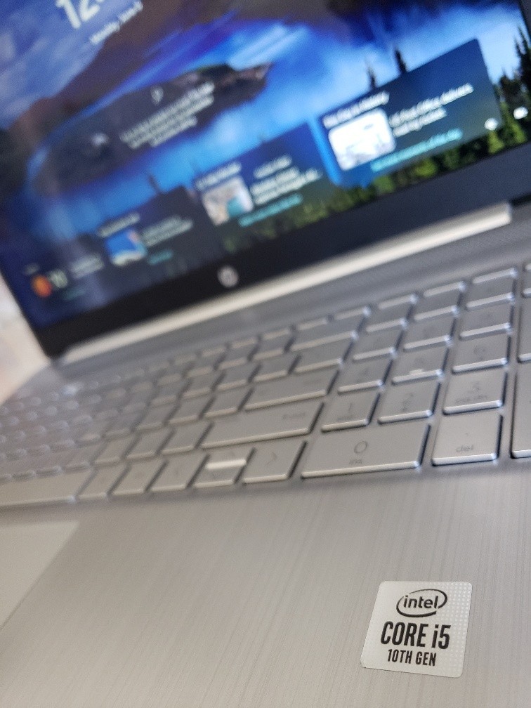 HP 15-DY1043DX INTEL CORE i5-1035G1 256GB SSD 8GB RAM WIN 11 TOUCH (missing key)