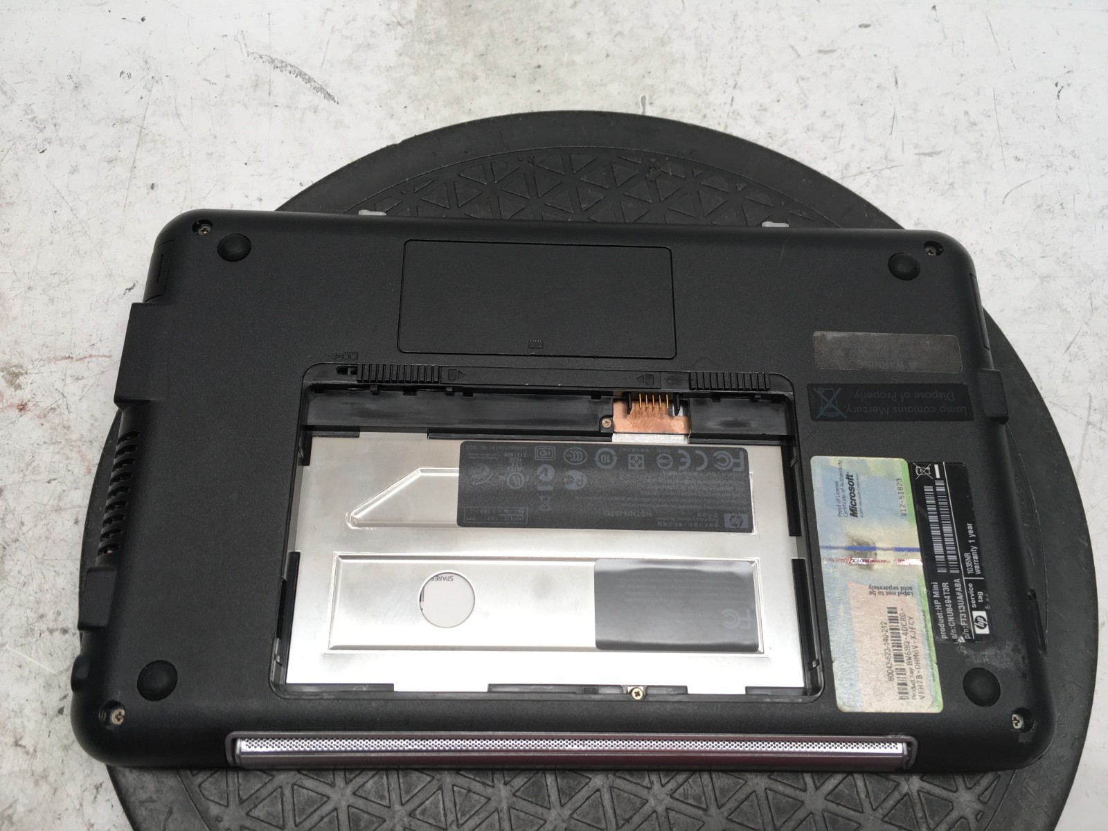 HP Mini 1035NR Intel Atom N270 1.6GHz 1 GB NO HDD