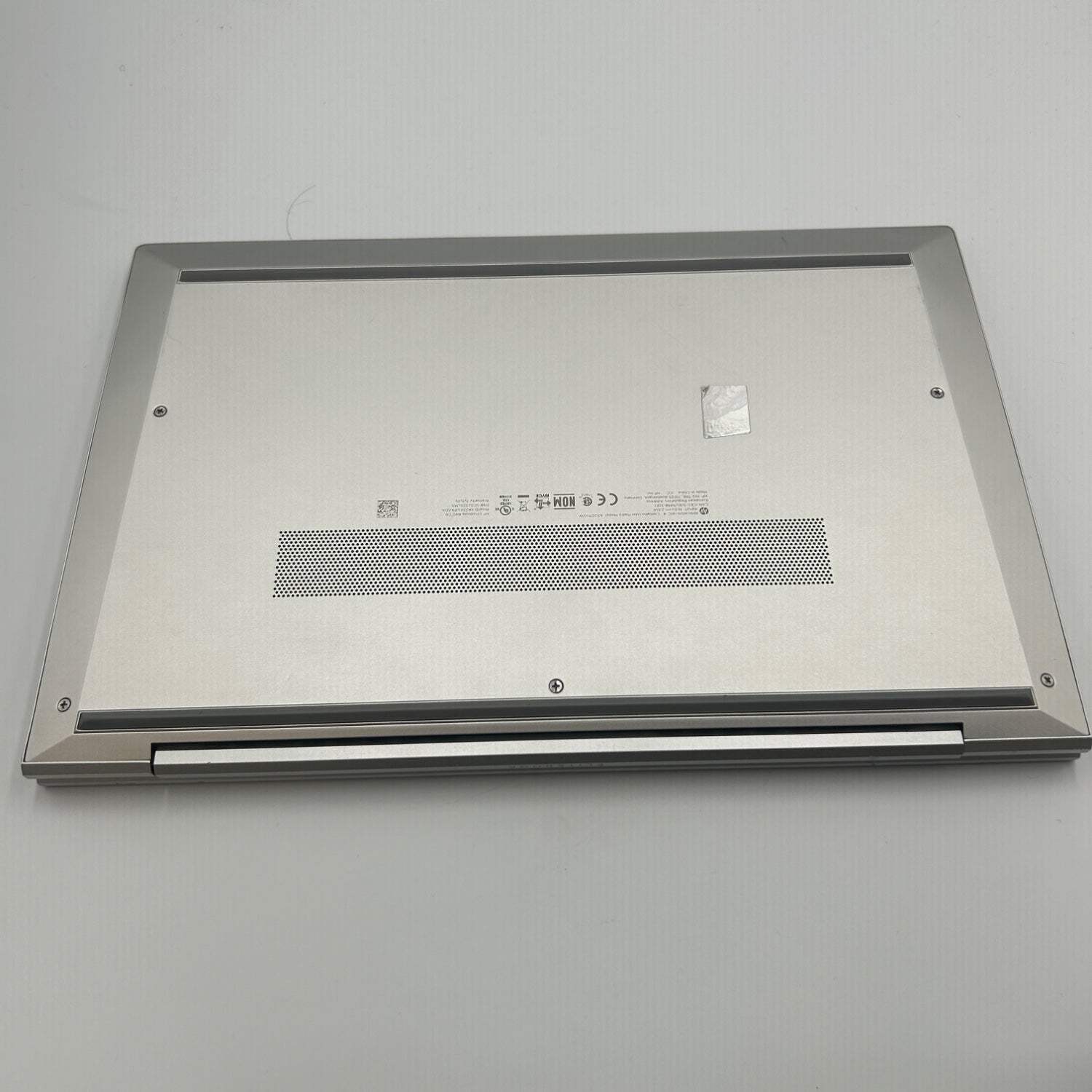 HP EliteBook 840 G8 14″ i5-1145G7 2.6GHz 8GB RAM 256GB SSD