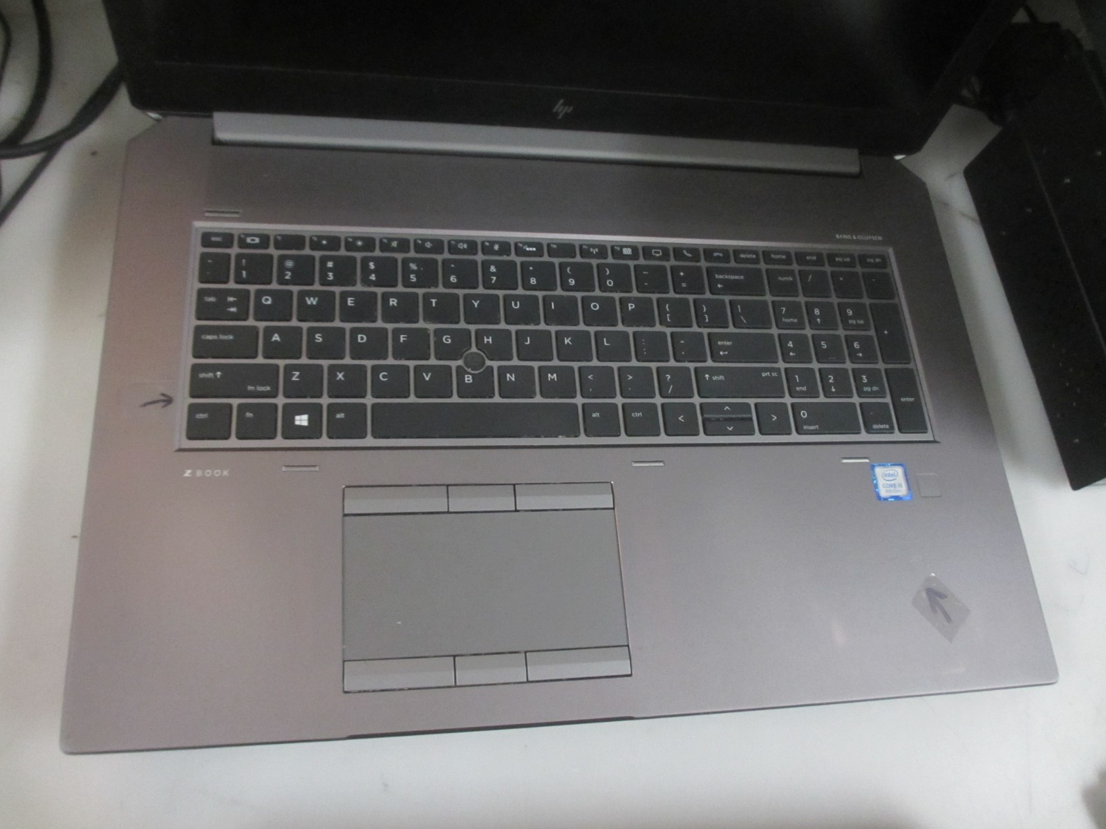 HP ZBook 17 G5 i5-8300H 2.3GHz 16GB 240GB M2SSD Laptop + AC UBUNTU READ