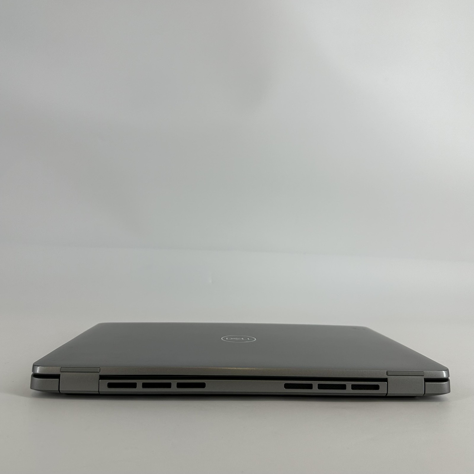 Dell Latitude 5450 14 Gray FHD 1.7 GHz Ultra 7 165U 16GB 512GB SSD Good