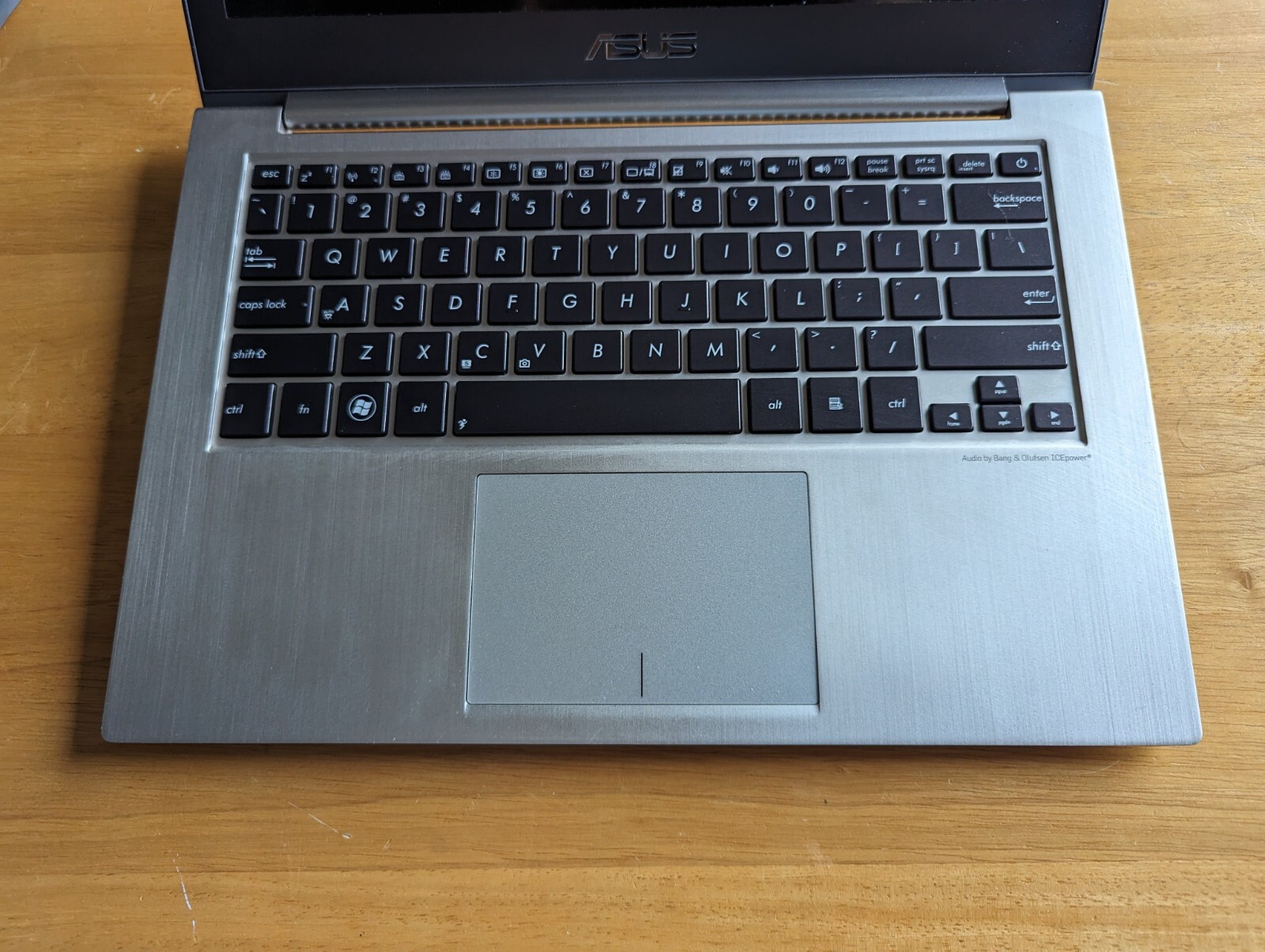 ASUS ZenBook Prime UX31A 13.3in. (256GB, 802.11ax/wifi 6, Intel Core i5, 1.7GHz)