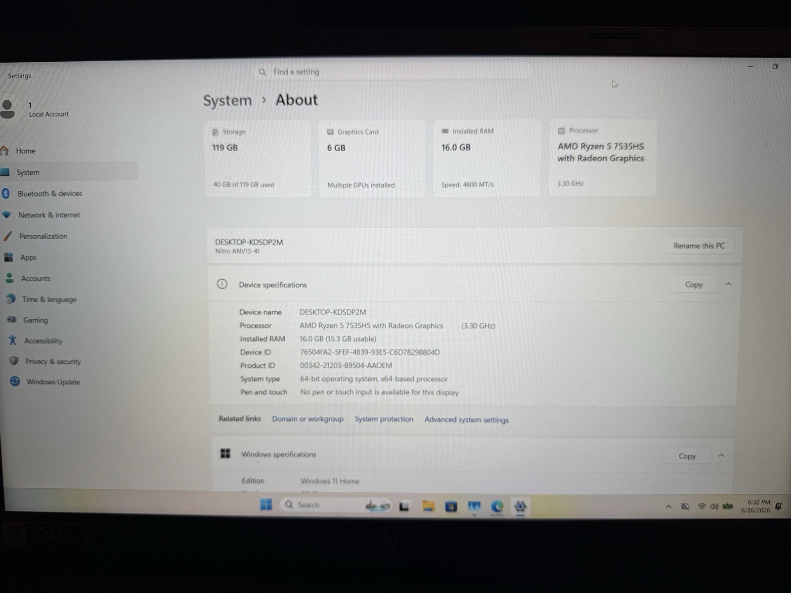 Acer Nitro V RTX 4050, Ryzen 5 3.3Ghz 16GB DDR5, 128gb Ssd RUNS GREAT! READ DESC
