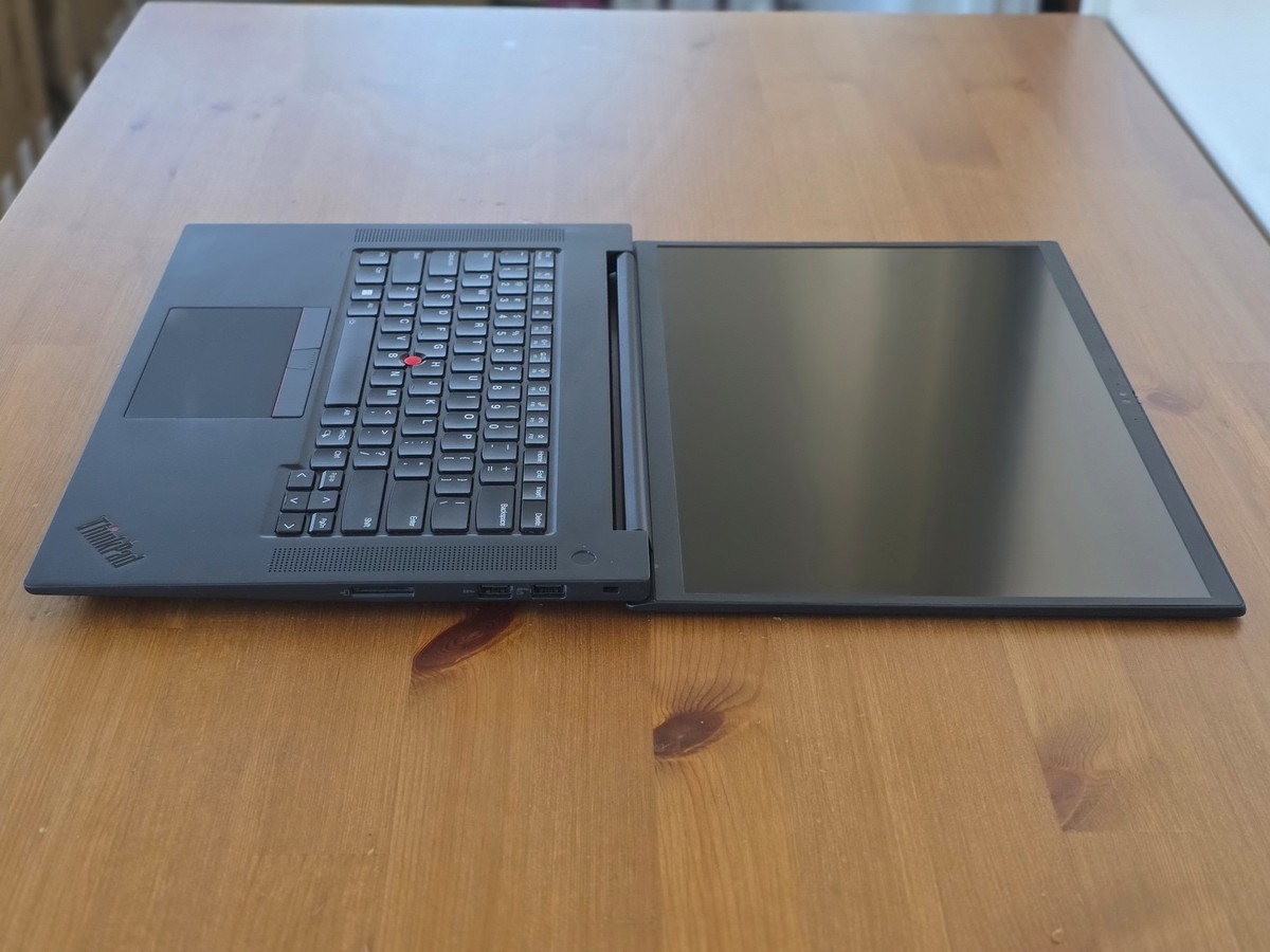 Lenovo ThinkPad P1 Gen 4 i7-11850H 32GB 16″ 2560×1600 NVIDIA RTX 3080 1TB SSD
