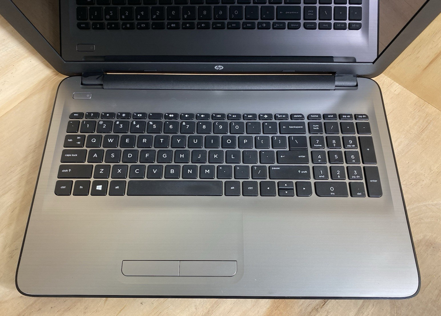 HP 15-ba113cl 15.6″ AMD A10-9600P@2.4GHz/16GB DDR4 RAM/960 GB SSD/Win11H