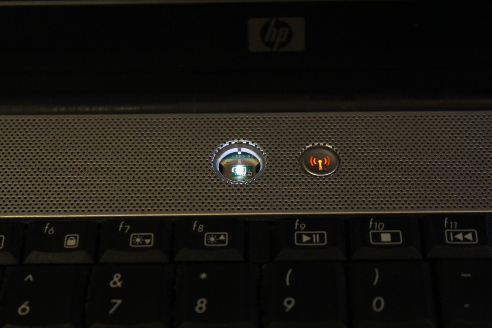 HP G60 Notebook For Parts 320GB HDD Wiped 3GB Ram Pentium T4400@2.20GHz CPU
