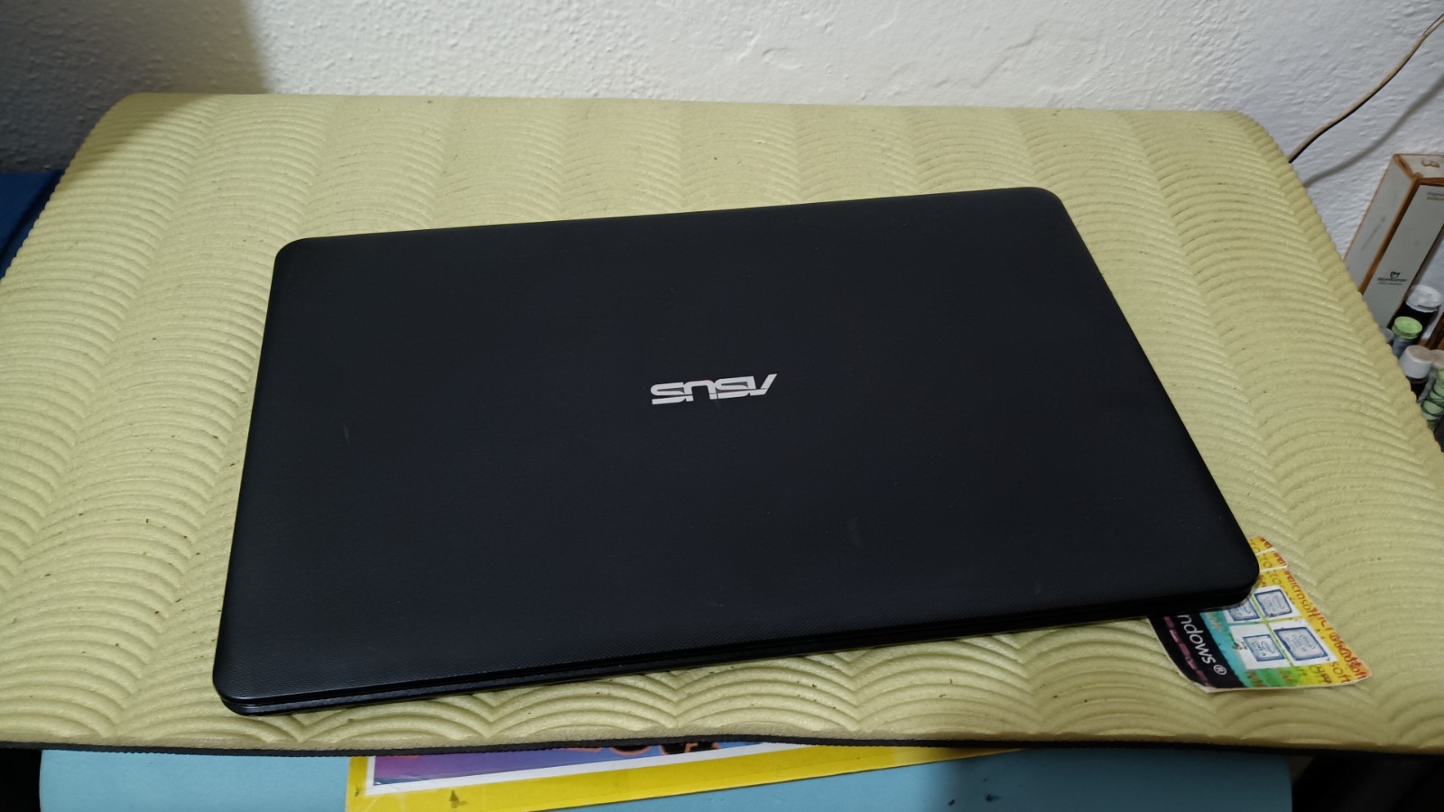 ASUS R752L i7-4510U 8gb 256GB SSD M2 17.3″ 1600×900 nvidia 820m 2gb windows 11