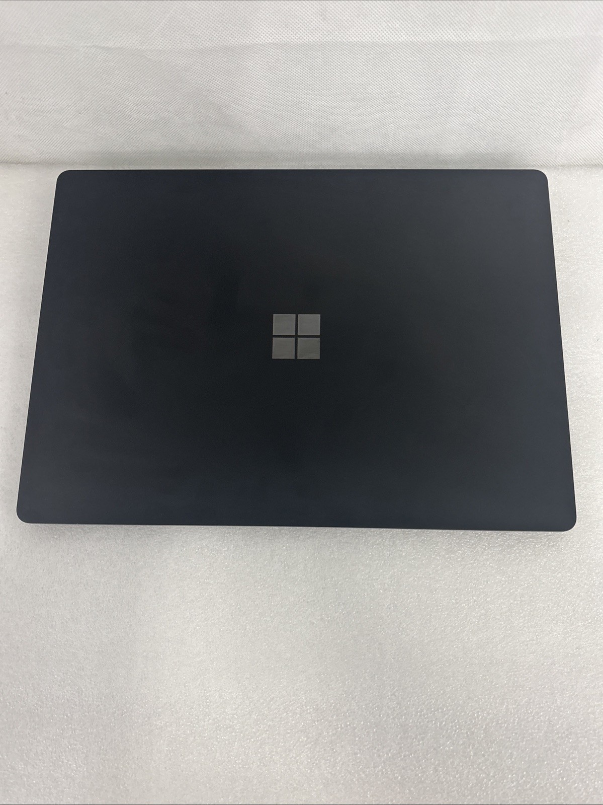 Microsoft Surface Laptop 6 13.5″ (256GB, Ultra 5, 16GB) Black