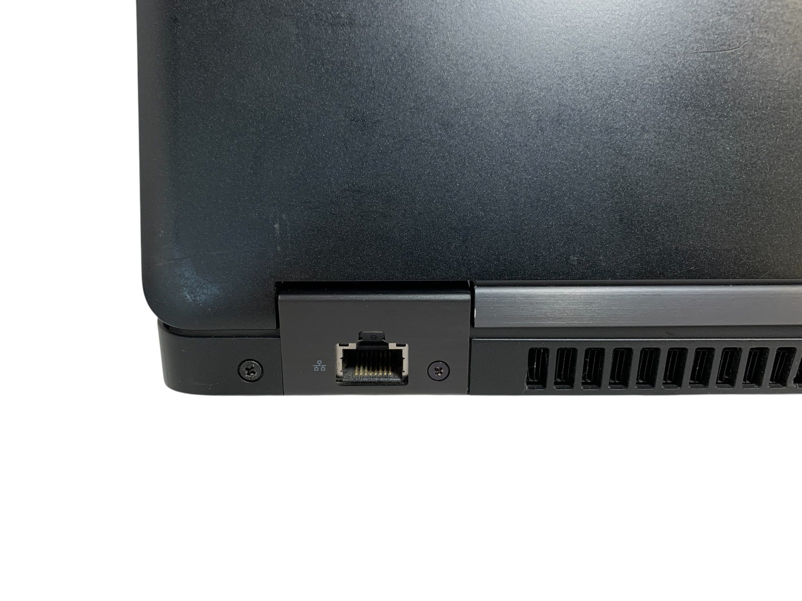 Dell Latitude 5590 15.6″ Laptop – Core i5-8350u 16GB RAM 1TB NVMe SSD Win11P
