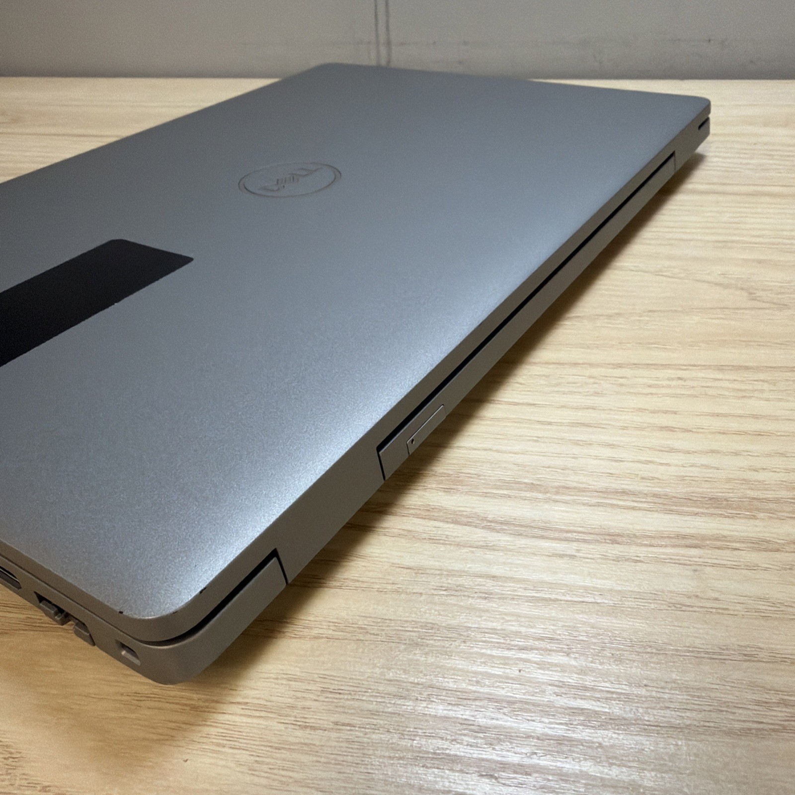 Dell Latitude 5520 i5-1145G7 16GB 512GB SSD 15″ FHD Win11 Fair