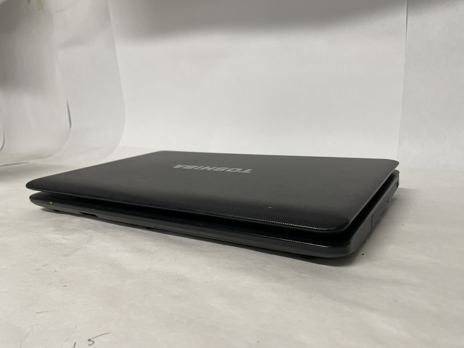 Toshiba Satellite c655 Read* Free Ship
