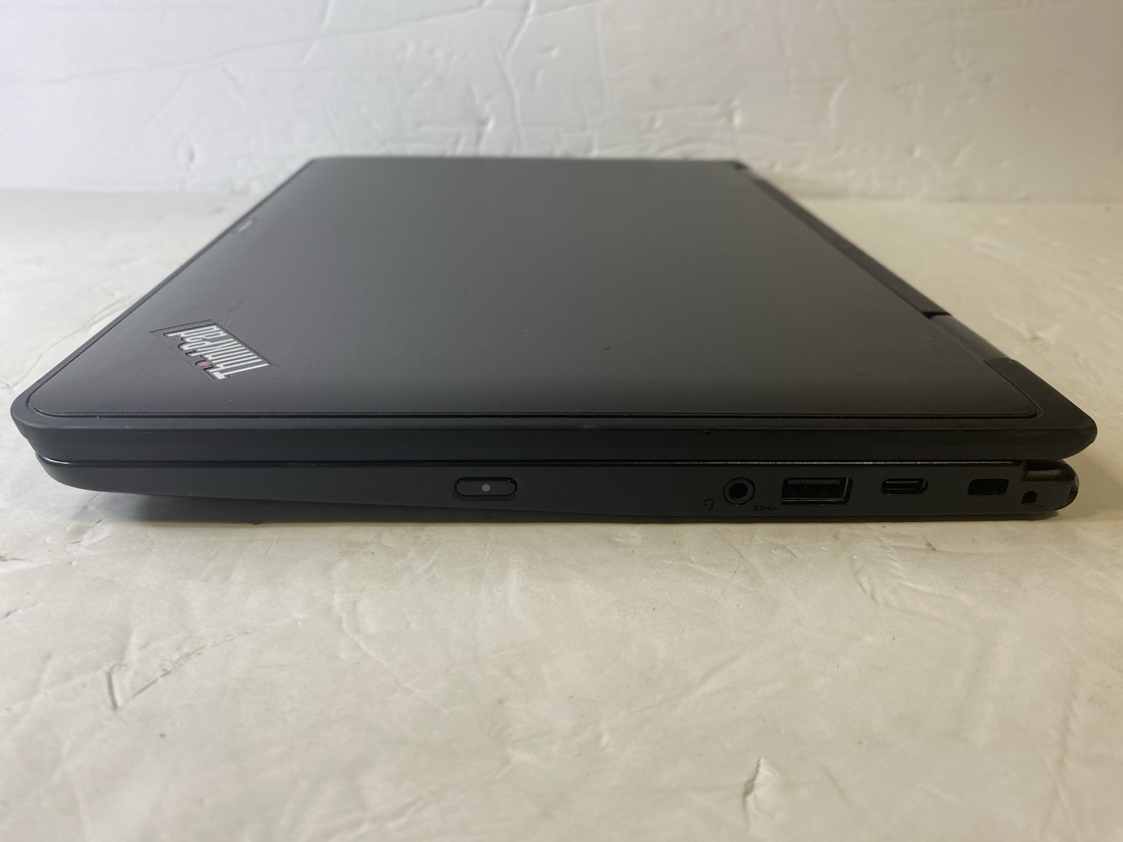 Lenovo ThinkPad Yoga 11e 11.6in 2 in 1 flip TouchScreen Windows 10
