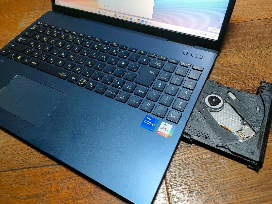2024 model NEC LAVIE N16 PC-N1670HAL Anodized Navy Intel Iris Xe Graphics n94
