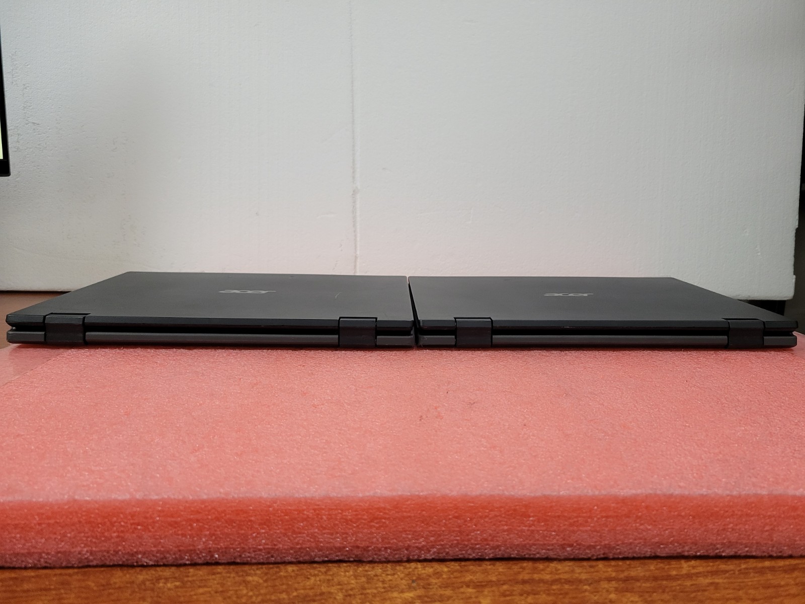 2x Acer Travelmate Spin TMB118-RN-C8JP 4GB RAM 64GB SSD *AS IS/READ* | C629