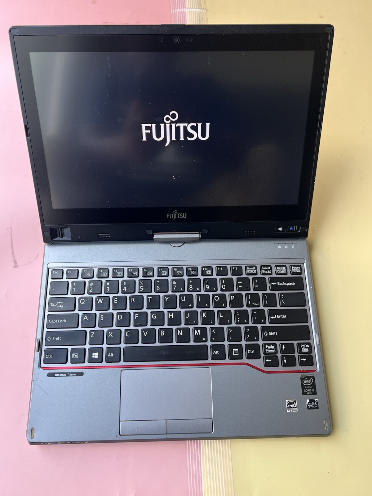 FUJITSU LIFEBOOK T725 (2 IN 1) Core i5-5300U 8GB 128GB SSD HDMI TOUCH BLUETOOOTH