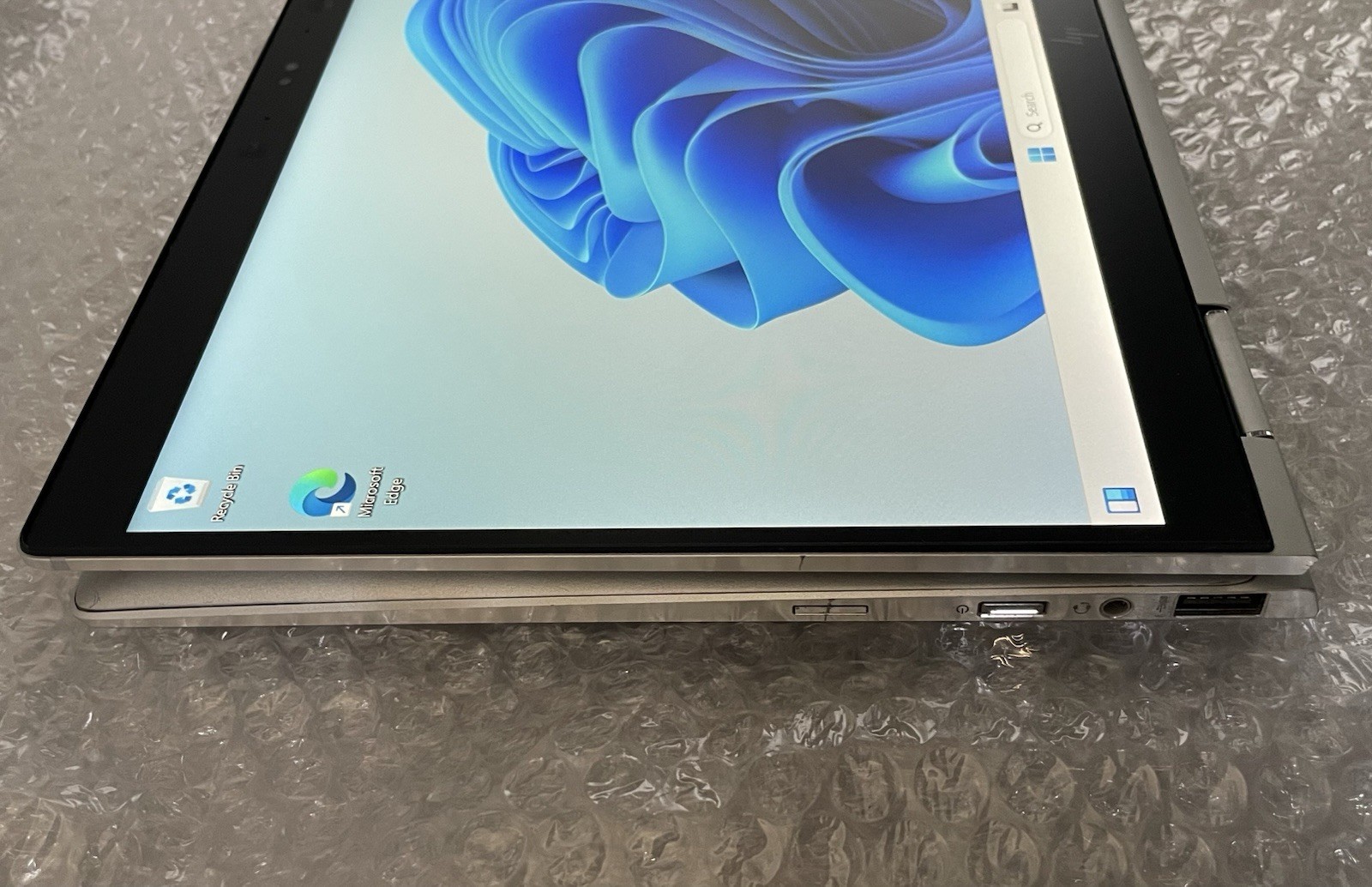 HP EliteBook x360 1030 G3 i7-8650U 16GB RAM 256GB SSD Windows 11 Pro Touchscreen