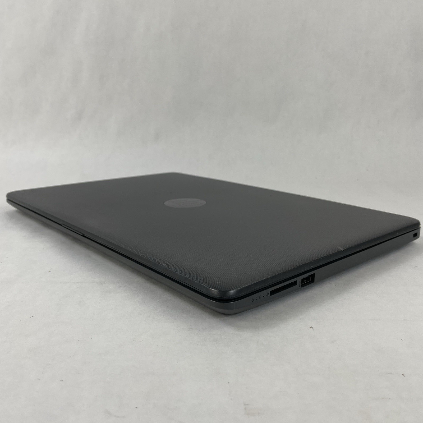 HP 255 G7 15.6″ Ryzen 3 2200U 2.50 GHz 8 GB RAM No SSD/AC/OS