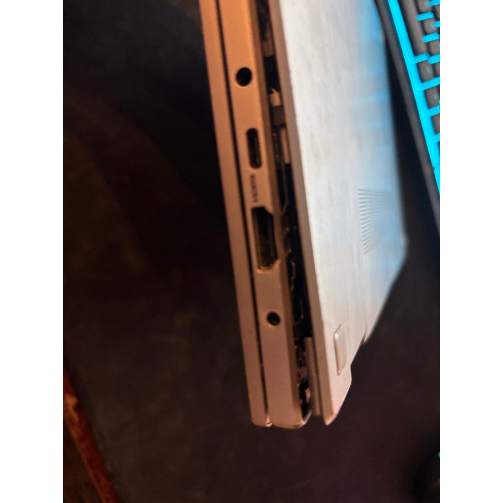 Samsung Galaxy Book Flex Alpha 13.3″ NP730QCJ i7 10th Gen FOR PARTS REPAIR