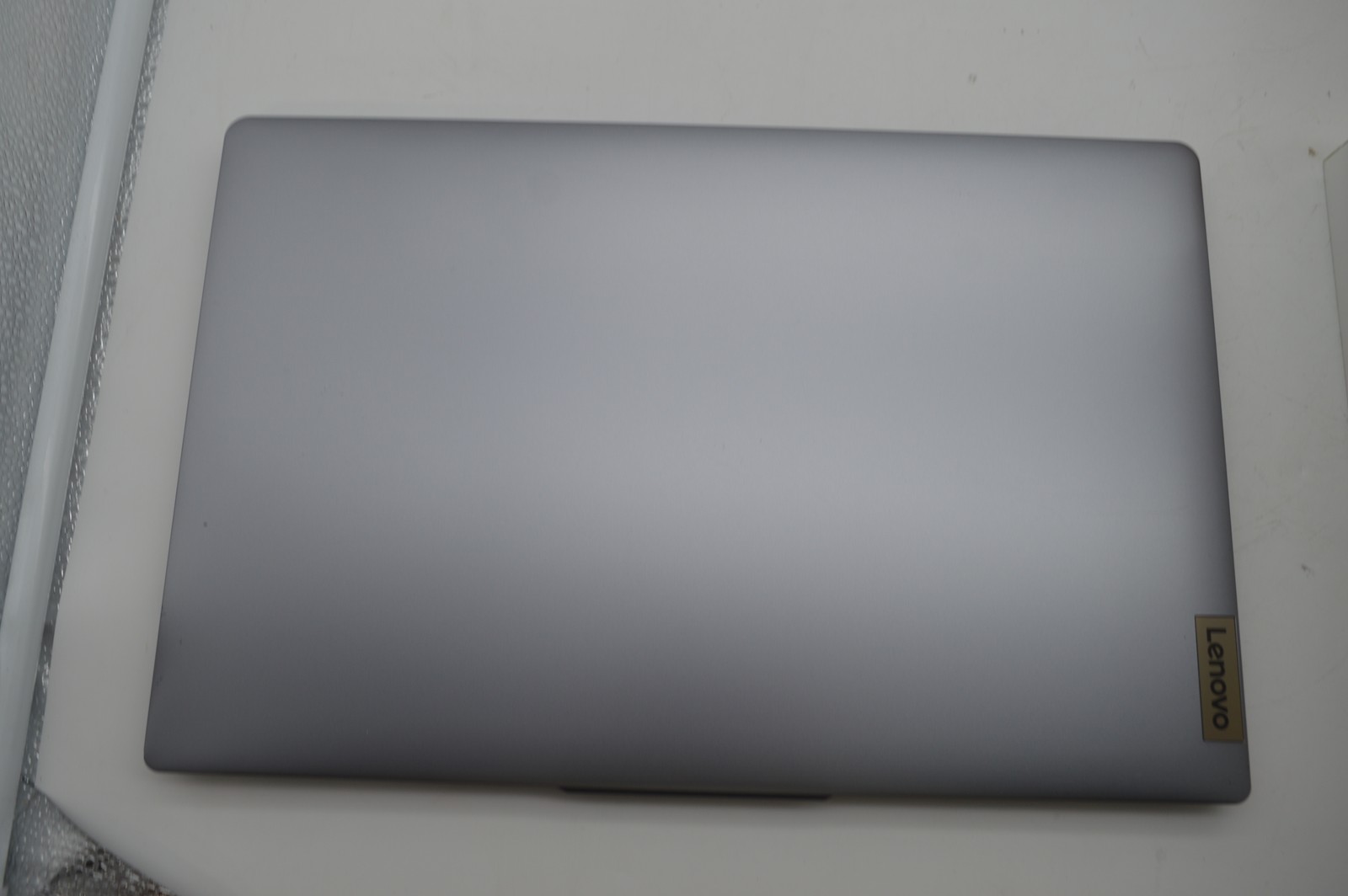 Lenovo IdeaPad Slim 3 15.6″ Core i5-1335U 1.3GHz 8GB 256GB SSD PC1309877