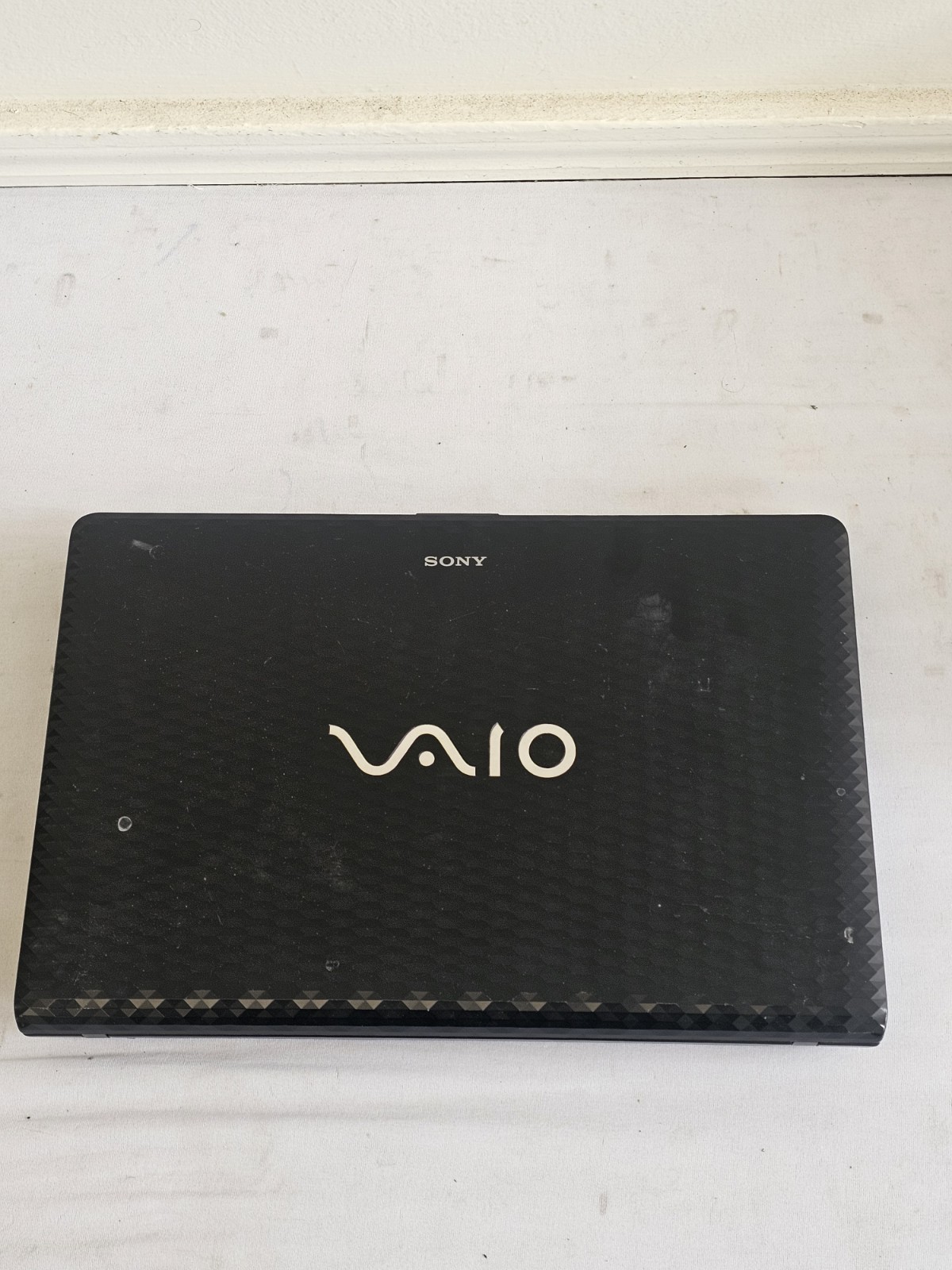 Sony Vaio PCG-71912L Laptop – Intel Pentium B940 – 4GB RAM – 500GB HDD – READ