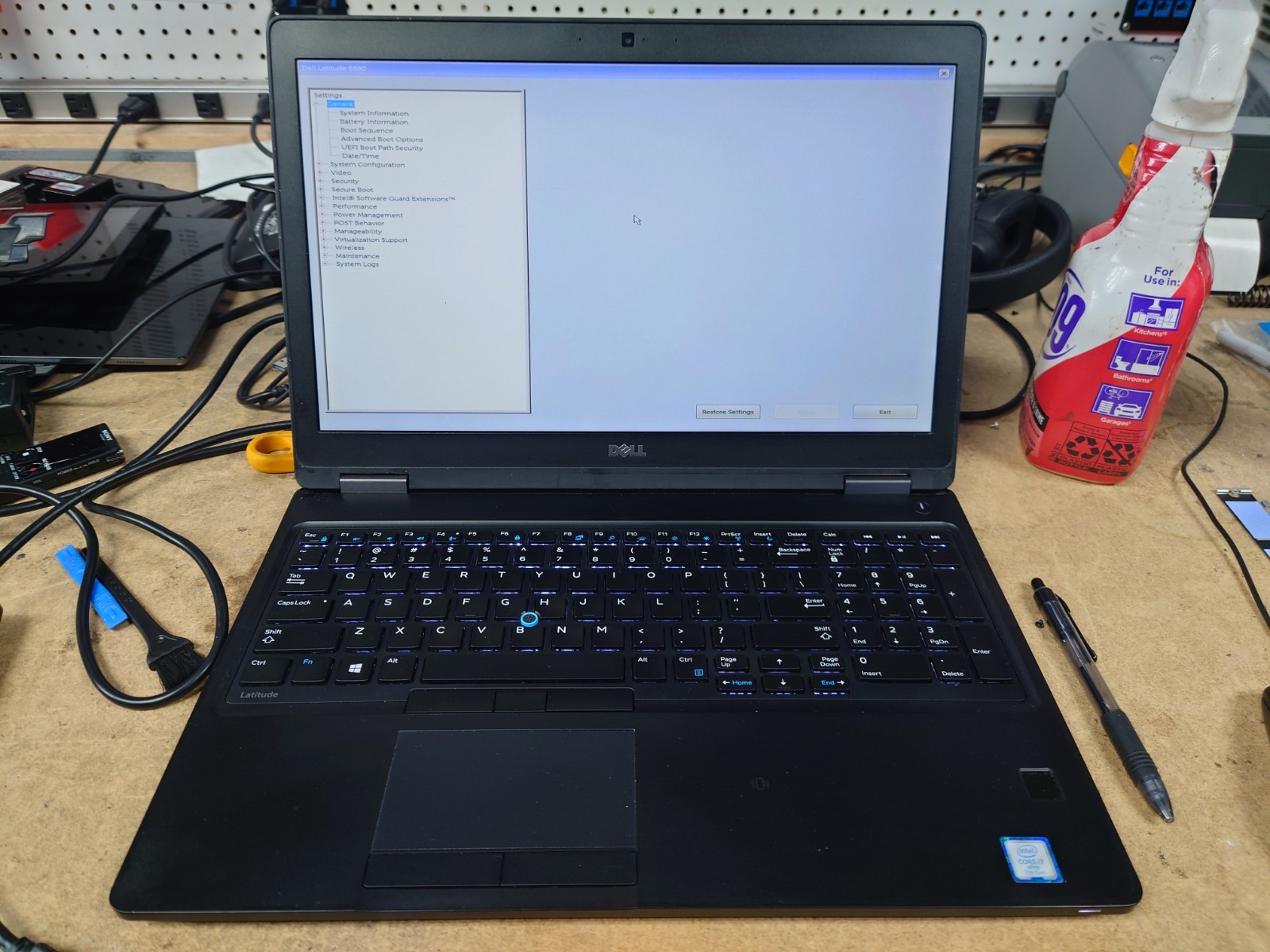 Dell Latitude 5580 15.6″ FHD i7-7820HQ 16GB RAM No OS/SSD