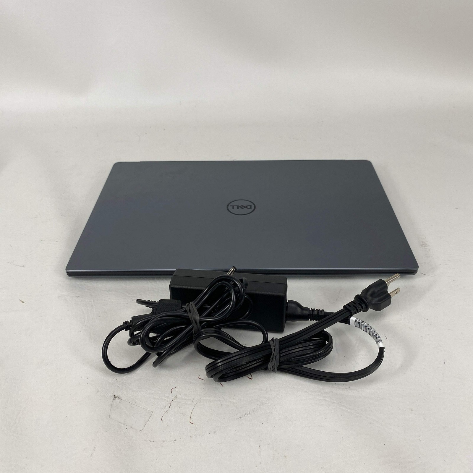 Dell Vostro 5590 15.6″ i7-10510U 1.8GHz 16GB RAM 512GB SSD GeForce MX250