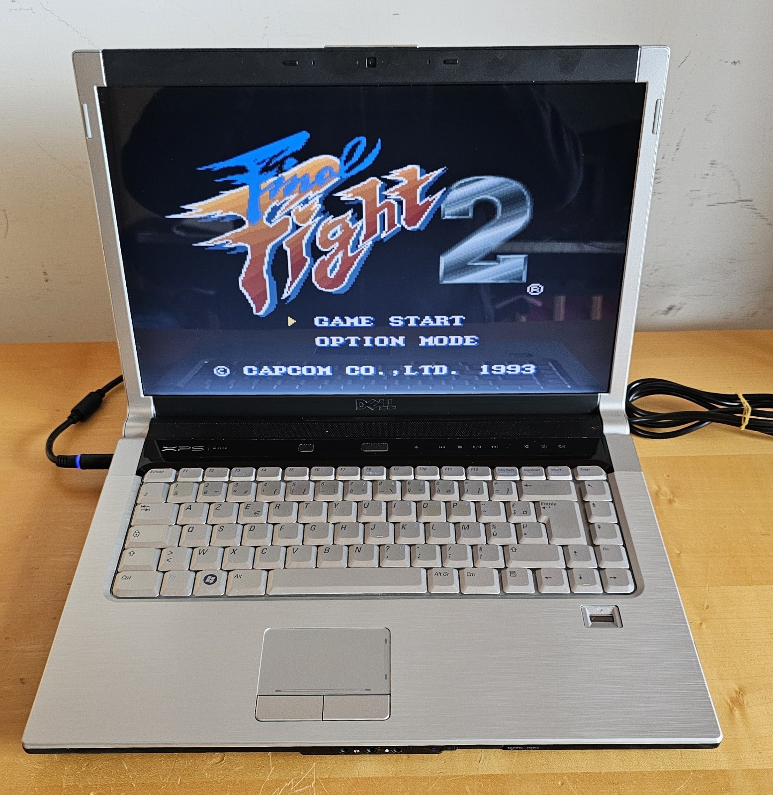 Dell XPS M1530 Windows XP 15.4″ Retrogaming N64 PS1 SNES SEGA Notebook PC