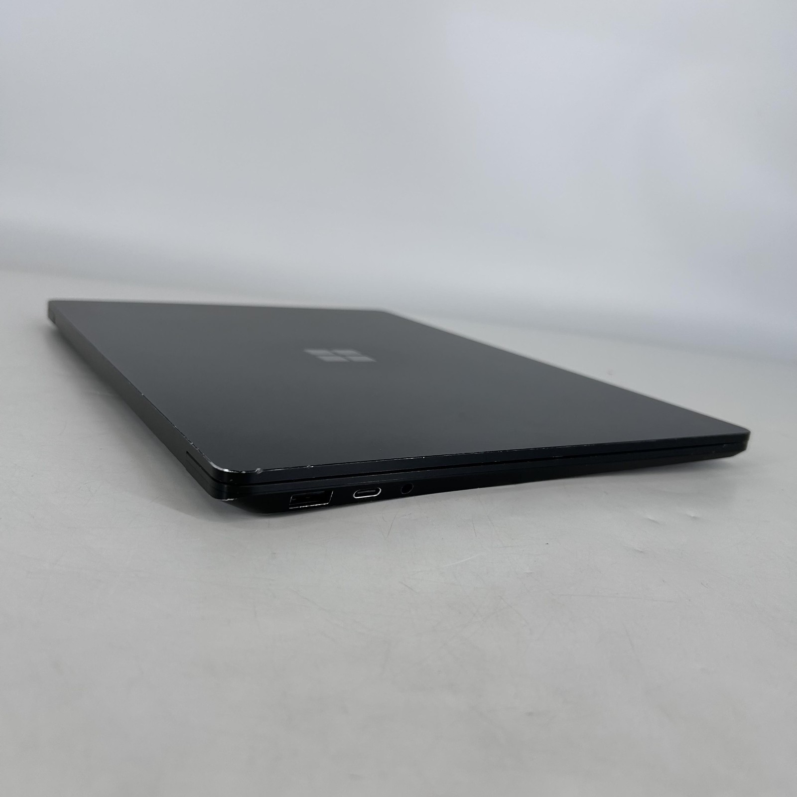 Microsoft Surface Laptop 4 13.5 2K TOUCH i7-1185G7 3.00GHz 16GB 256GB- WORN KEYS