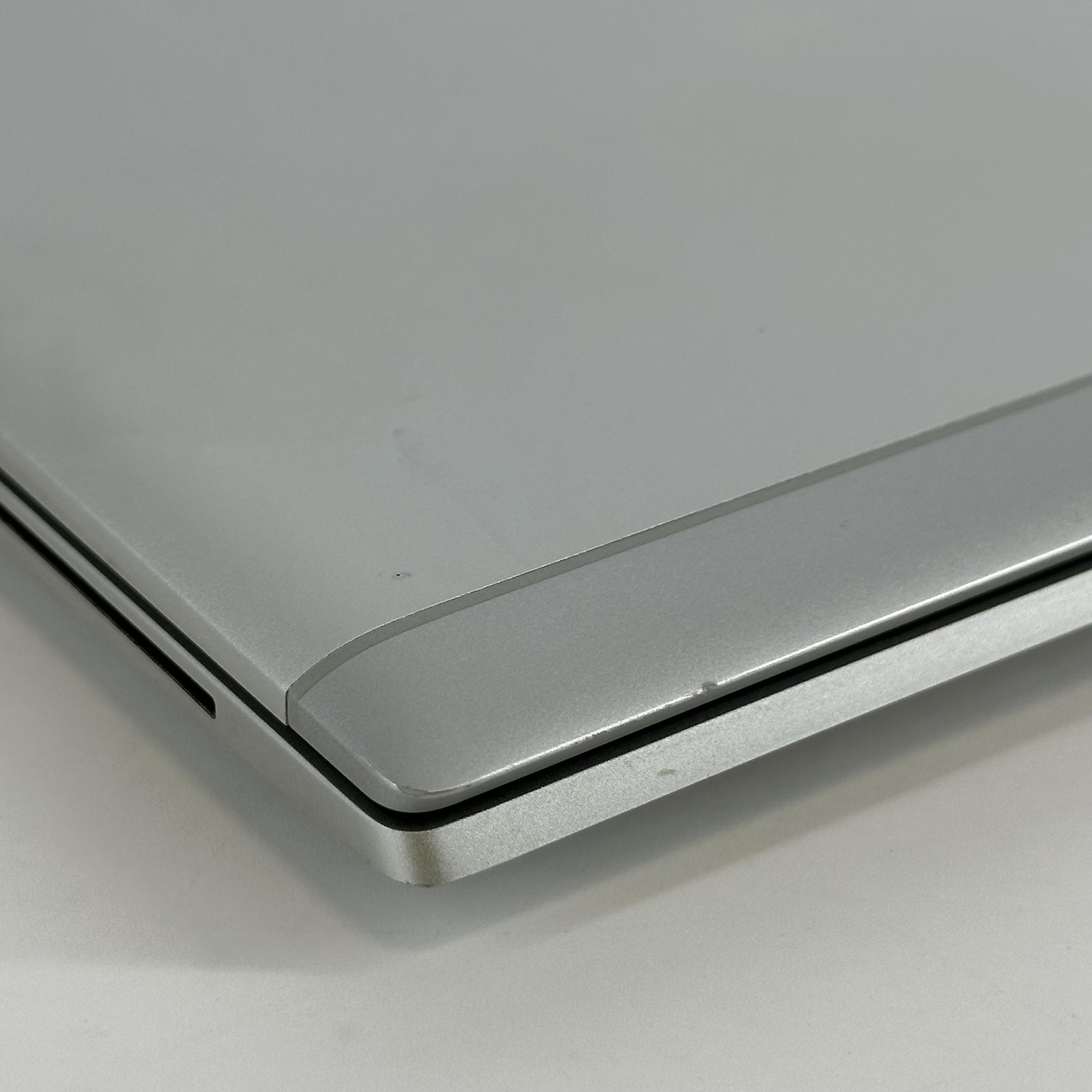 HP Elitebook 840 G8 14 Silver FHD i7-1165G7 2.80GHz 16GB 256GB SSD Good