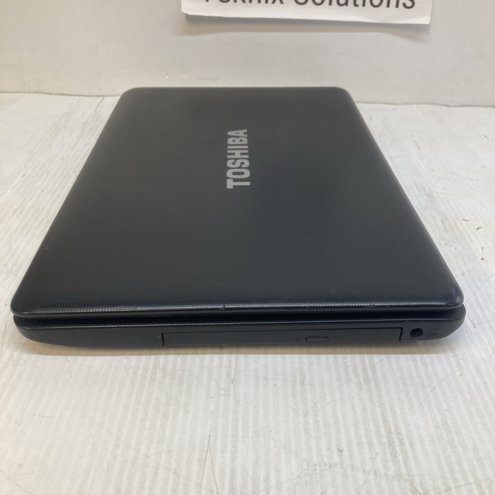 Toshiba Satellite C655D-S5139 AMD E-350 1.6GHz no RAM NO HDD Boot to BIOS