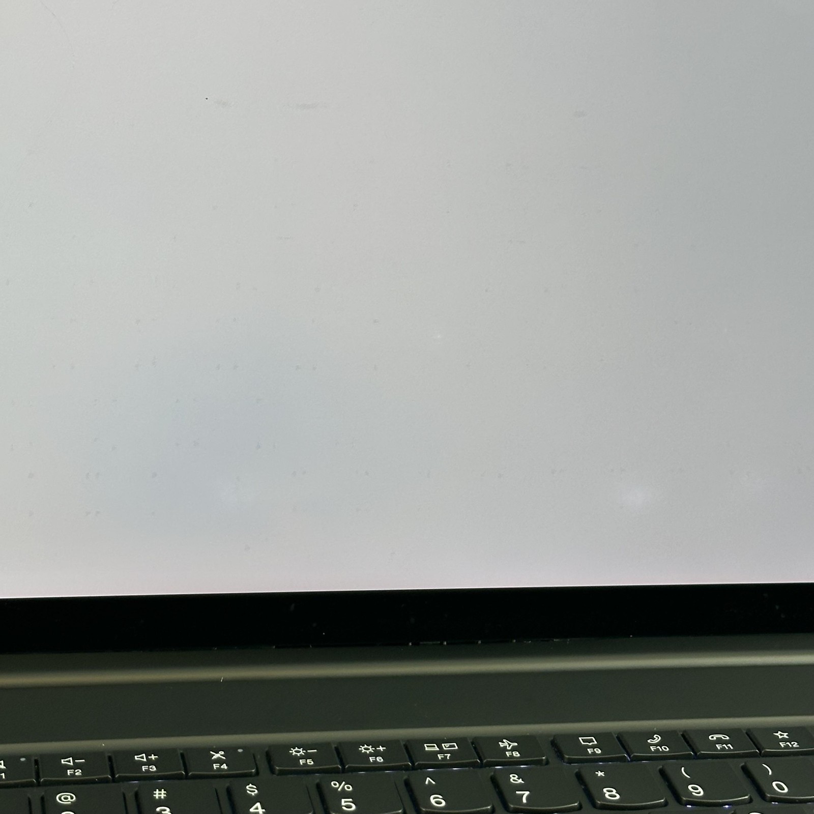 Lenovo ThinkPad P1 Gen 5 16 UHD+ i9-12900H 64GB 1TB RTX 3080 Ti Cracked Screen