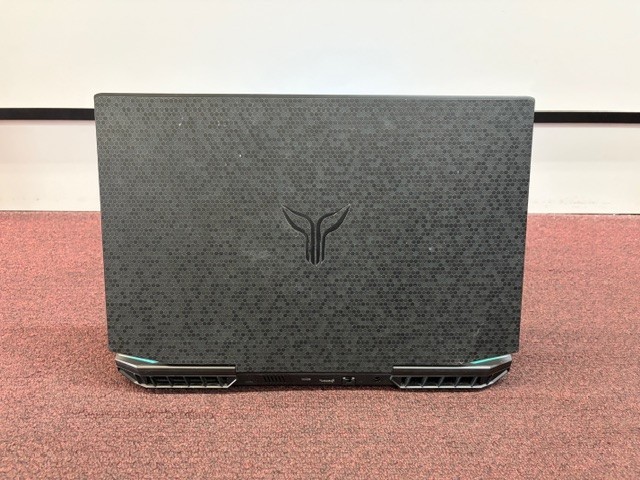 Prometheus XVII AMD 7 Ryzen 7 4800 32GB RAM 250GB SSD Windows 11