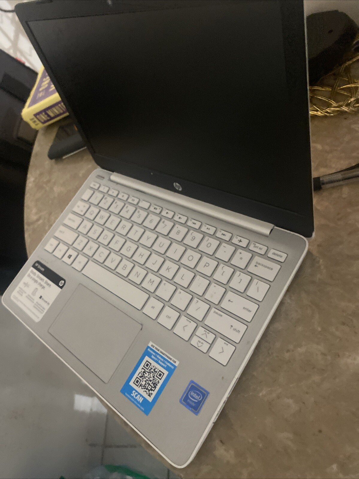 HP 14-cf2112wm Stream 14″ HD Celeron N4020 1.1GHz Intel UHD Graphics 600 4GB RAM