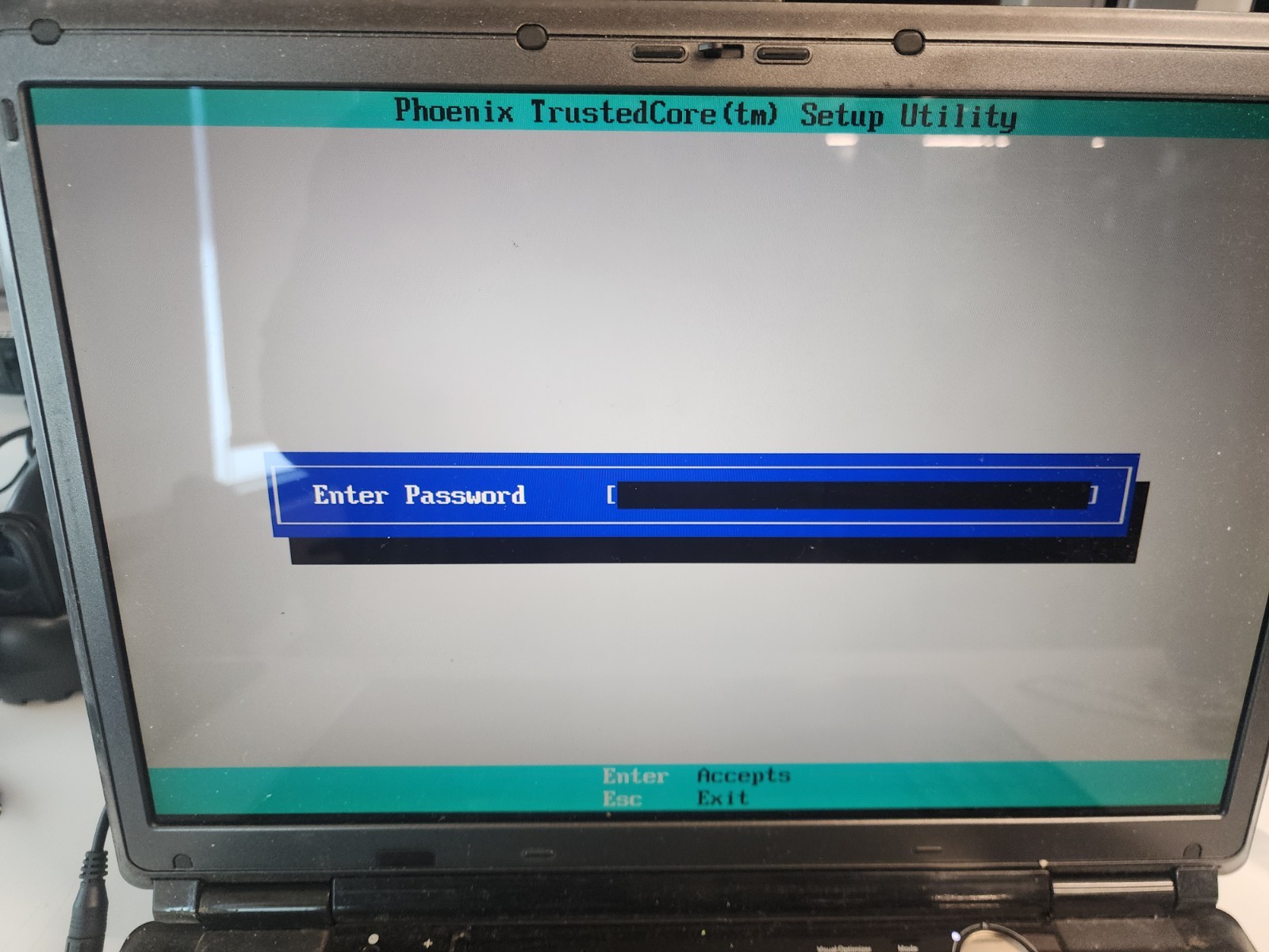 fujitsu lifebook n6470 n series Laptop Core 2 Duo T8300@2.40ghz 3gb Ram