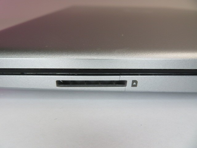 HP LAPTOP 15-GW0023OD RYZEN 3-3250U 2.6Hz 8GB RAM 256GB NVMe WIN 11 HOME *READ